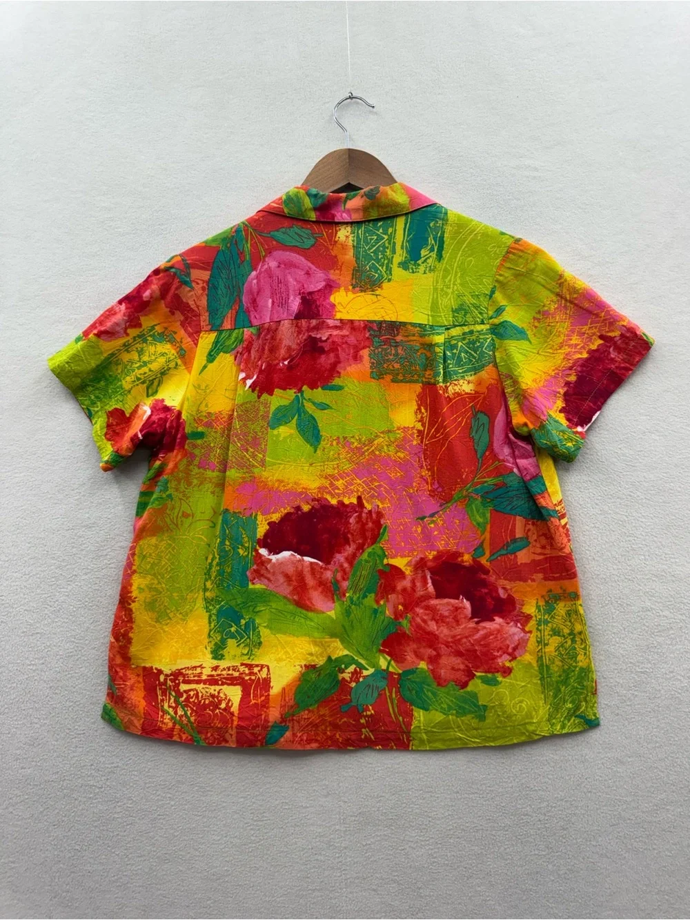 Jams World Women’s XS Camp Shirt Pattern Rose Fusion